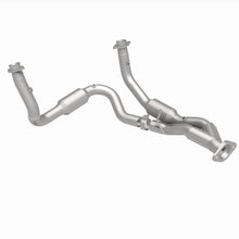 Load image into Gallery viewer, MagnaFlow Exhaust Products 4651686 California CARB Direct-Fit Catalytic Converter for Select Jeep Grand Cherokee