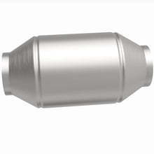 Load image into Gallery viewer, MagnaFlow Exhaust Products 333505 California CARB Universal Catalytic Converter for Select Dodge D100, Dodge D150, Dodge Ram 50, Isuzu Pickup, Isuzu Rodeo, Mazda B2000, Mazda B2200, Mazda B2600, Mitsubishi Mighty Max