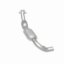 Load image into Gallery viewer, MagnaFlow Exhaust Products 49429 OEM Grade Direct-Fit Catalytic Converter for Select Ford E-150, Ford E-150 Club Wagon, Ford E-150 Econoline, Ford E-150 Econoline Club Wagon, Ford E-250, Ford E-250 Econoline