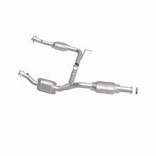 Load image into Gallery viewer, MagnaFlow Exhaust Products 447253 California CARB Direct-Fit Catalytic Converter for Select Ford Explorer, Mercury Mountaineer