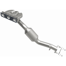 Load image into Gallery viewer, MagnaFlow Exhaust Products 5531758 California CARB Manifold Catalytic Converter for Select BMW 325Ci, BMW 325i
