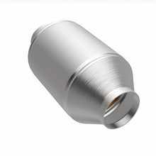 Load image into Gallery viewer, MagnaFlow Exhaust Products 333504 California CARB Universal Catalytic Converter for Select Dodge D100, Dodge D150, Dodge Ram 50, Mazda B2000, Mazda B2200, Mazda B2600, Mitsubishi Mighty Max