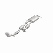 Load image into Gallery viewer, MagnaFlow Exhaust Products 280133 OEM Grade Direct-Fit Catalytic Converter for Select Buick Enclave, Chevrolet Traverse