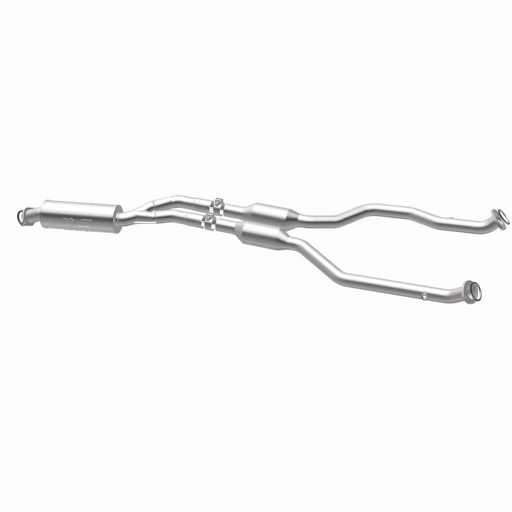 MagnaFlow Exhaust Products 21-071 OEM Grade Direct-Fit Catalytic Converter for Select Lexus IS250