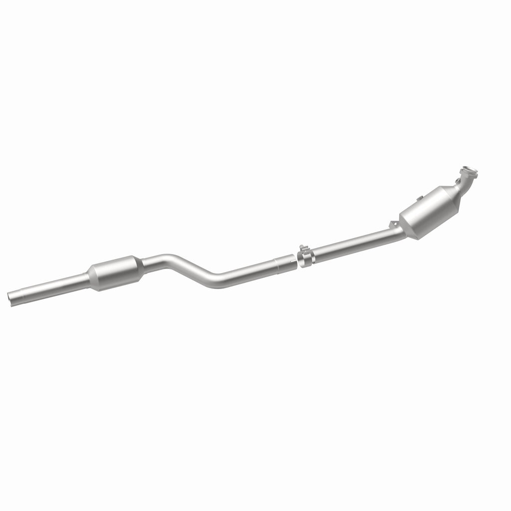 MagnaFlow Exhaust Products 21-437 OEM Grade Direct-Fit Catalytic Converter for Select Mercedes-Benz C300, Mercedes-Benz C350, Mercedes-Benz E350