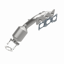 Load image into Gallery viewer, MagnaFlow Exhaust Products 52784 OEM Grade Manifold Catalytic Converter for Select Hyundai Genesis, Kia K900