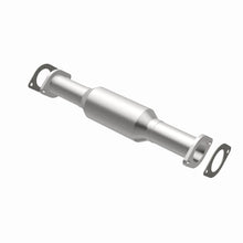 Load image into Gallery viewer, MagnaFlow Exhaust Products 3391352 California CARB Direct-Fit Catalytic Converter for Select Ford Bronco II, Ford Ranger