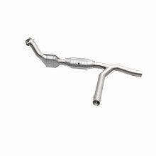 Load image into Gallery viewer, MagnaFlow Exhaust Products 93153 HM Grade Direct-Fit Catalytic Converter for Select Ford Expedition, Ford F-150, Ford F-150 Heritage