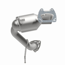 Load image into Gallery viewer, MagnaFlow Exhaust Products 22-161 OEM Grade Manifold Catalytic Converter for Select Chrysler 200, Jeep Cherokee