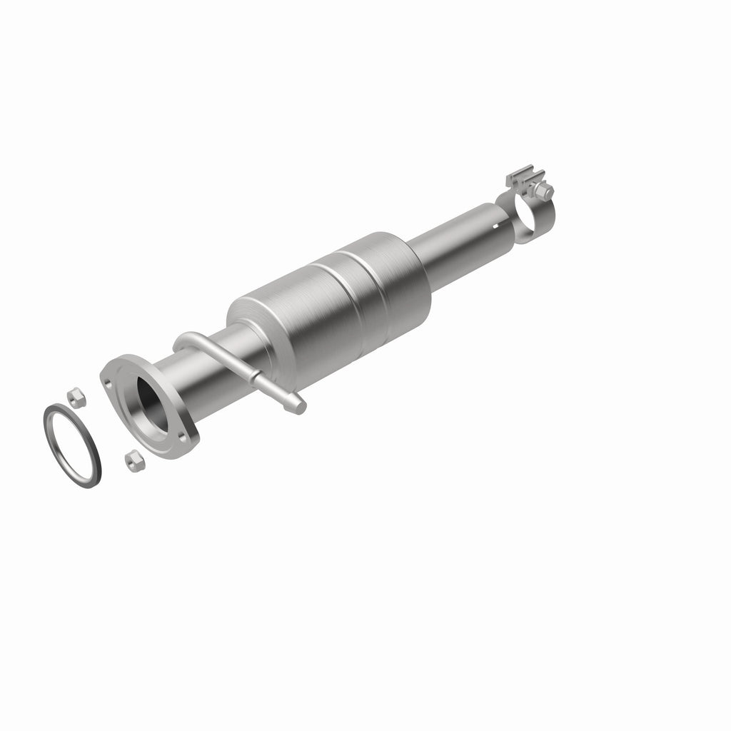 MagnaFlow Exhaust Products 52207 OEM Grade Direct-Fit Catalytic Converter for Select Toyota Highlander