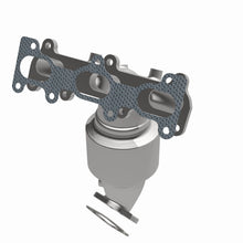 Load image into Gallery viewer, MagnaFlow Exhaust Products 50675 HM Grade Manifold Catalytic Converter for Select Hyundai Santa Fe, Hyundai Tucson, Kia Sportage