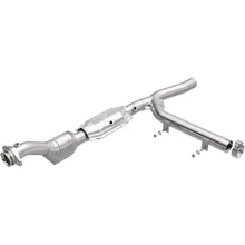 Load image into Gallery viewer, MagnaFlow Exhaust Products 447178 California CARB Direct-Fit Catalytic Converter for Select Ford E-150 Econoline, Ford E-150 Econoline Club Wagon, Ford Expedition, Ford F-150, Ford F-250