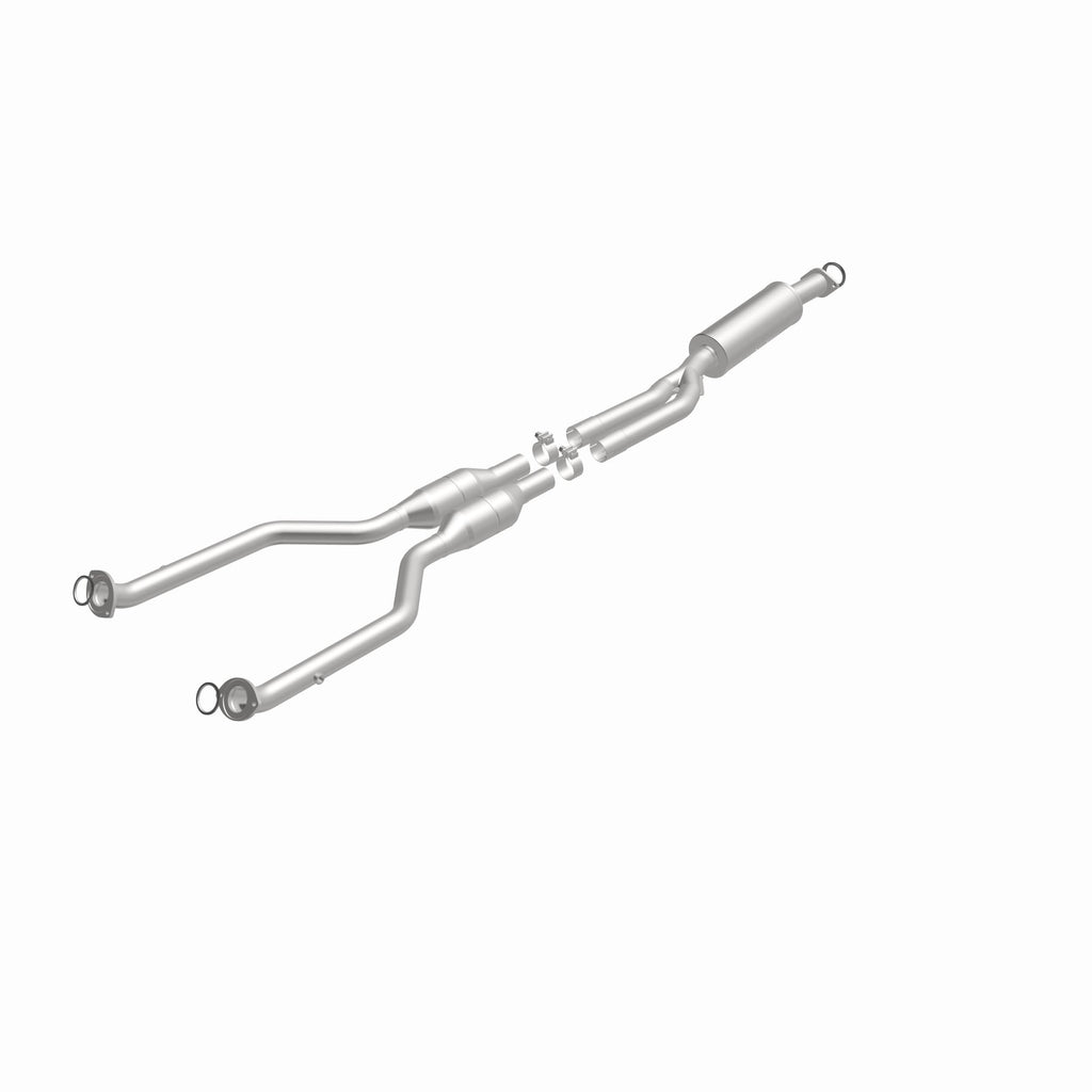 MagnaFlow Exhaust Products 51315 OEM Grade Direct-Fit Catalytic Converter for Select Lexus GS350