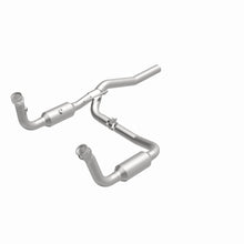 Load image into Gallery viewer, MagnaFlow Exhaust Products 52148 OEM Grade Direct-Fit Catalytic Converter for Select Dodge Nitro, Jeep Liberty