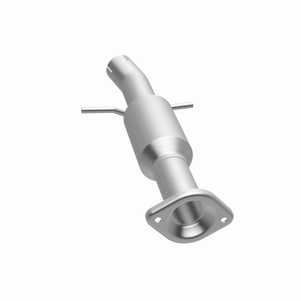 MagnaFlow Exhaust Products 52536 OEM Grade Direct-Fit Catalytic Converter for Select Toyota Highlander
