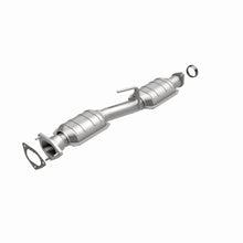 Load image into Gallery viewer, MagnaFlow Exhaust Products 447234 California CARB Direct-Fit Catalytic Converter for Select Ford Explorer