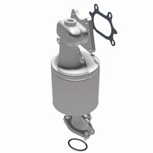 Load image into Gallery viewer, MagnaFlow Exhaust Products 5631333 California CARB Manifold Catalytic Converter for Select Honda Accord