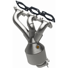 Load image into Gallery viewer, MagnaFlow Exhaust Products 5531920 California CARB Manifold Catalytic Converter for Select Ford Escape, Mercury Mariner