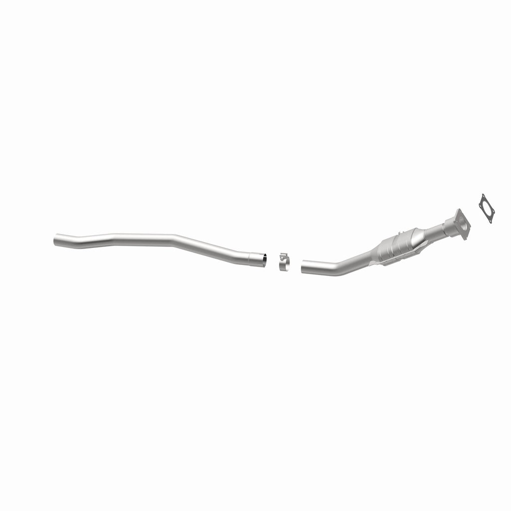 MagnaFlow Exhaust Products 51789 OEM Grade Direct-Fit Catalytic Converter for Select Chrysler Town & Country, Dodge Caravan, Dodge Grand Caravan