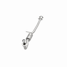 Load image into Gallery viewer, MagnaFlow Exhaust Products 22616 Standard Grade Direct-Fit Catalytic Converter for Select Chevrolet Sprint, Geo Metro, Suzuki Swift