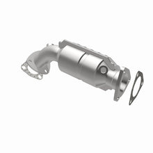 Load image into Gallery viewer, MagnaFlow Exhaust Products 22960 HM Grade Direct-Fit Catalytic Converter for Select Audi A4, Audi A4 Quattro, Volkswagen Passat