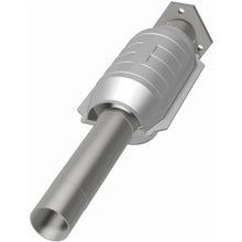 Load image into Gallery viewer, MagnaFlow Exhaust Products 22917 Standard Grade Direct-Fit Catalytic Converter for Select Volkswagen Golf, Volkswagen Jetta
