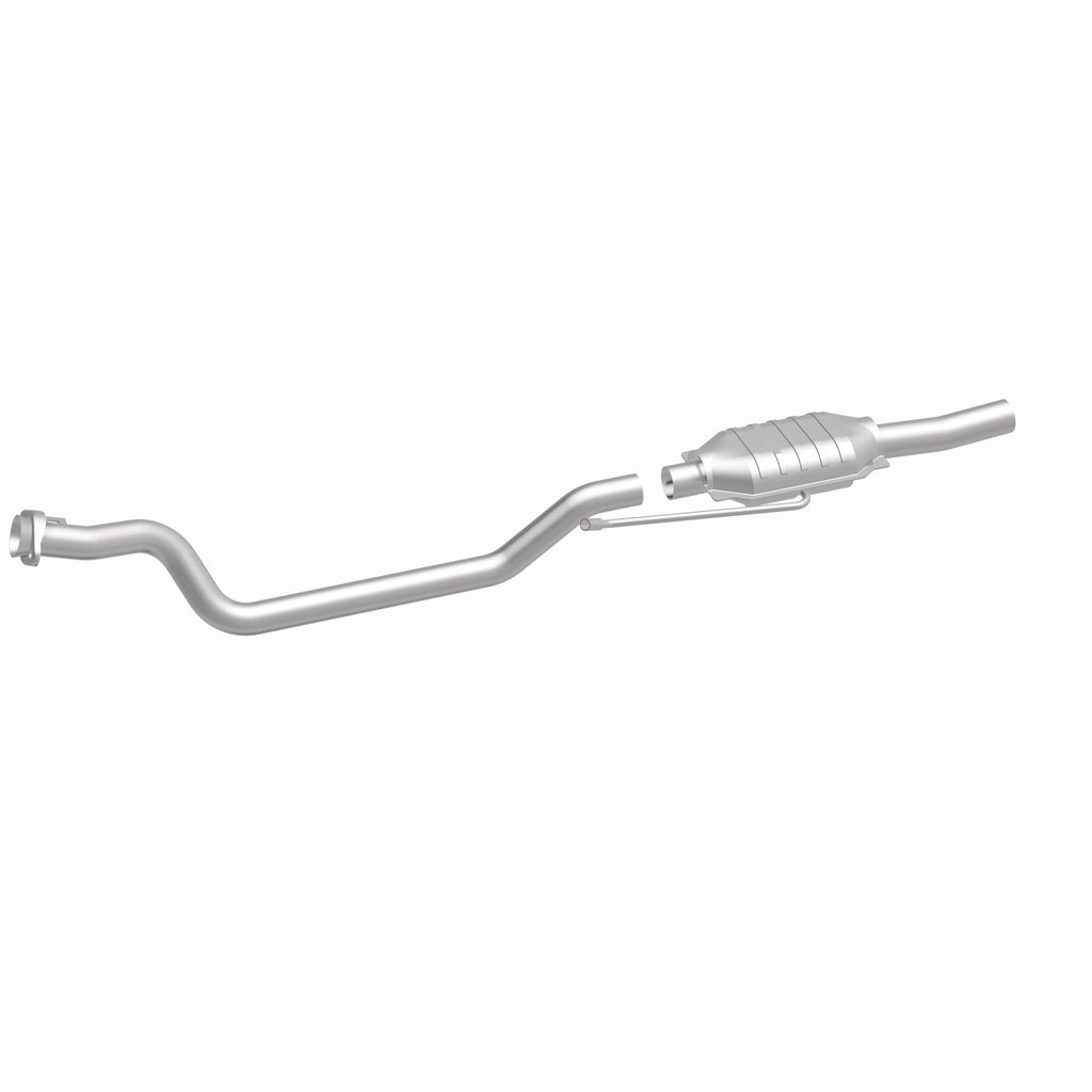 MagnaFlow Exhaust Products 93301 Standard Grade Direct-Fit Catalytic Converter for Select Ford E-150 Econoline, Ford E-150 Econoline Club Wagon, Ford E-250 Econoline, Ford E-250 Econoline Club Wagon, Ford E-350 Econoline, Ford E-350 Econoline Club Wagon,