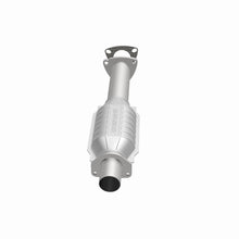 Load image into Gallery viewer, MagnaFlow Exhaust Products 93483 Standard Grade Direct-Fit Catalytic Converter for Select Chevrolet S10, GMC Sonoma