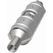Load image into Gallery viewer, MagnaFlow Exhaust Products 445300 California CARB Universal Catalytic Converter for Select Ford E-150 Econoline, Ford E-150 Econoline Club Wagon, Ford E-250 Econoline, Ford E-350 Econoline, Ford E-350 Econoline Club Wagon, Ford Excursion, Ford F-250,