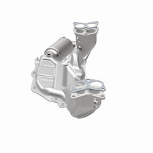 Load image into Gallery viewer, MagnaFlow Exhaust Products 5531587 California CARB Manifold Catalytic Converter for Select Subaru Forester, Subaru Impreza, Subaru Legacy, Subaru Outback, Subaru XV Crosstrek