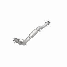 Load image into Gallery viewer, MagnaFlow Exhaust Products 551112 California CARB Direct-Fit Catalytic Converter for Select Ford Ranger