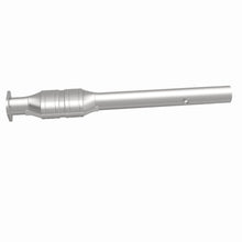 Load image into Gallery viewer, MagnaFlow Exhaust Products 23204 HM Grade Direct-Fit Catalytic Converter for Select Ford E-250 Econoline, Ford E-450 Econoline Super Duty, Ford Econoline Super Duty