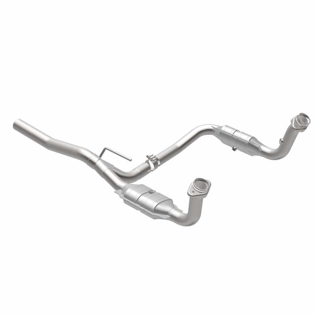 MagnaFlow Exhaust Products 49187 OEM Grade Direct-Fit Catalytic Converter for Select Dodge Nitro, Jeep Liberty
