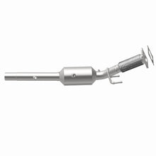 Load image into Gallery viewer, MagnaFlow Exhaust Products 5661377 California CARB Direct-Fit Catalytic Converter for Select Volkswagen Beetle