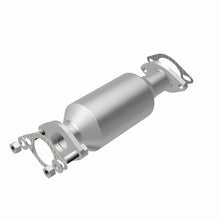 Load image into Gallery viewer, MagnaFlow Exhaust Products 21-987 OEM Grade Direct-Fit Catalytic Converter for Select Hyundai Elantra