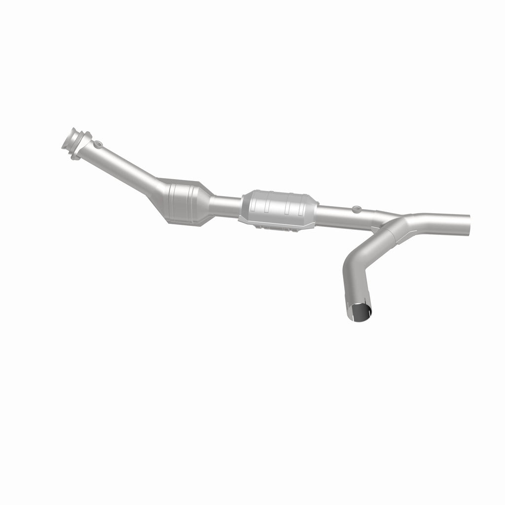 MagnaFlow Exhaust Products 447157 California CARB Direct-Fit Catalytic Converter for Select Ford E-150 Econoline, Ford E-150 Econoline Club Wagon