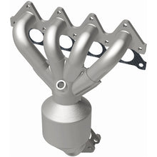 Load image into Gallery viewer, MagnaFlow Exhaust Products 5531321 California CARB Manifold Catalytic Converter for Select Hyundai Accent, Kia Rio, Kia Rio5