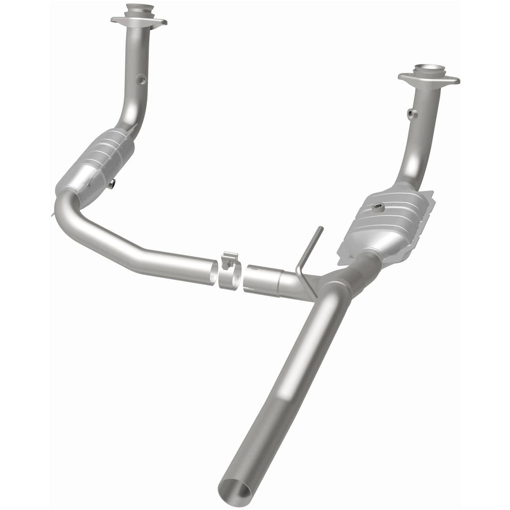 MagnaFlow Exhaust Products 49187 OEM Grade Direct-Fit Catalytic Converter for Select Dodge Nitro, Jeep Liberty