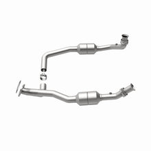 Load image into Gallery viewer, MagnaFlow Exhaust Products 51378 OEM Grade Direct-Fit Catalytic Converter for Select Ford E-150, Ford E-150 Club Wagon, Ford E-150 Econoline, Ford E-150 Econoline Club Wagon, Ford E-250, Ford E-250 Econoline, Ford E-350 Club Wagon, Ford E-350 Econoline