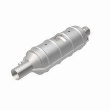 Load image into Gallery viewer, MagnaFlow Exhaust Products 55400 HM Grade Universal Catalytic Converter for Select Ford E-150, Ford E-150 Club Wagon, Ford E-150 Econoline, Ford E-150 Econoline Club Wagon, Ford E-250, Ford E-250 Econoline, Ford E-350 Club Wagon, Ford E-350 Econoline,