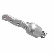 Load image into Gallery viewer, MagnaFlow Exhaust Products 24315 HM Grade Manifold Catalytic Converter for Select Honda Civic