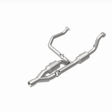 Load image into Gallery viewer, MagnaFlow Exhaust Products 21-513 OEM Grade Direct-Fit Catalytic Converter for Select Ram 2500, Ram