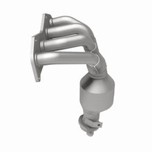 Load image into Gallery viewer, MagnaFlow Exhaust Products 51078 OEM Grade Manifold Catalytic Converter for Select Pontiac Vibe