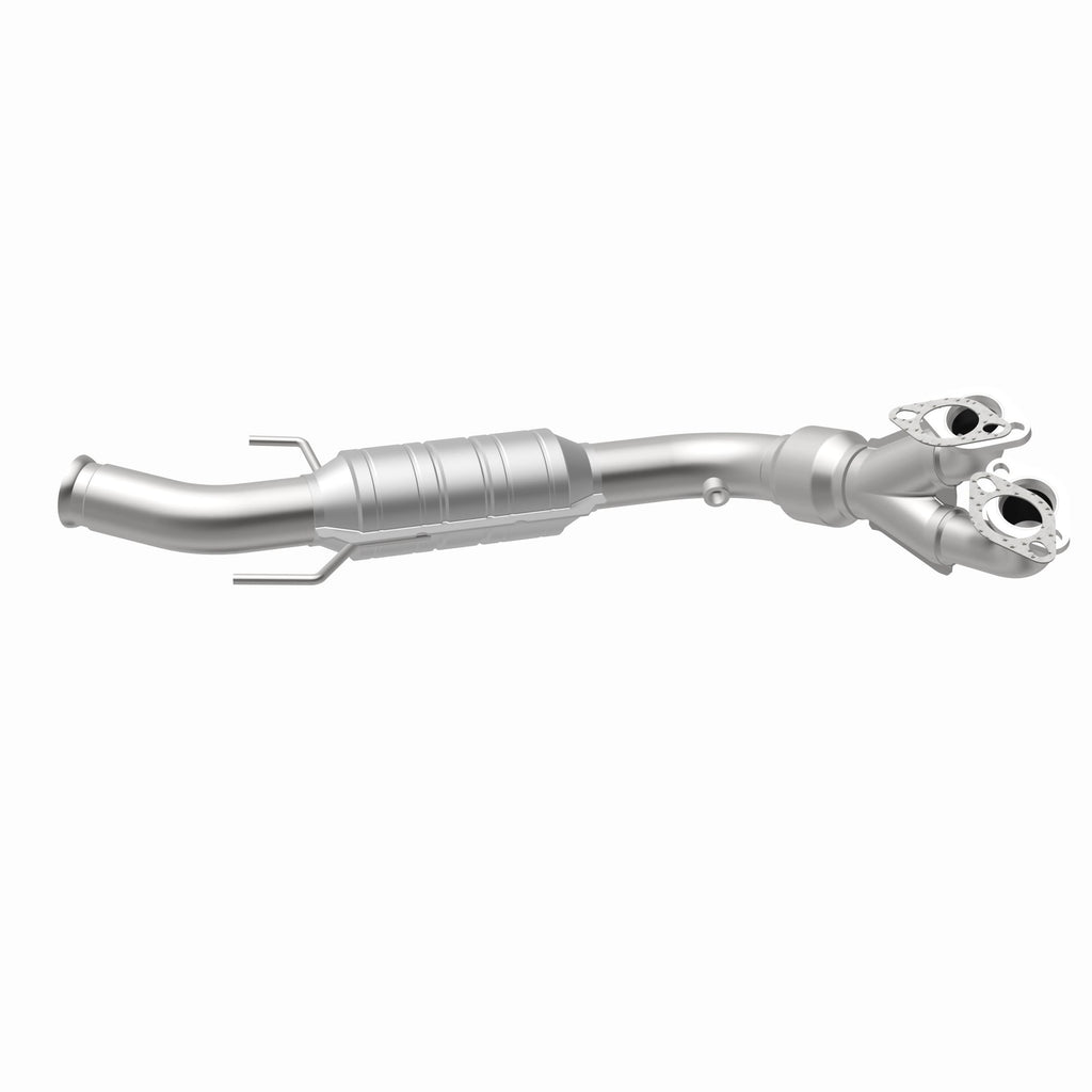 MagnaFlow Exhaust Products 23687 HM Grade Direct-Fit Catalytic Converter for Select Saab 900
