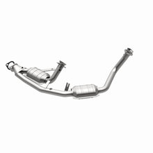 Load image into Gallery viewer, MagnaFlow Exhaust Products 23523 HM Grade Direct-Fit Catalytic Converter for Select Ford Taurus, Mercury Sable