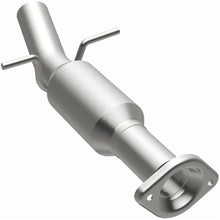 Load image into Gallery viewer, MagnaFlow Exhaust Products 52537 OEM Grade Direct-Fit Catalytic Converter for Select Toyota Highlander