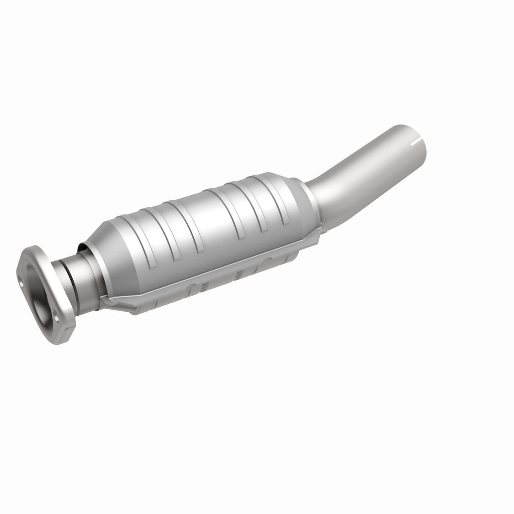 MagnaFlow Exhaust Products 49749 OEM Grade Direct-Fit Catalytic Converter for Select Toyota RAV4