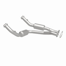 Load image into Gallery viewer, MagnaFlow Exhaust Products 5481682 California CARB Direct-Fit Catalytic Converter for Select Ford Ranger, Mazda B4000