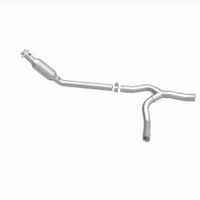 Load image into Gallery viewer, MagnaFlow Exhaust Products 4651610 California CARB Direct-Fit Catalytic Converter for Select Dodge Ram