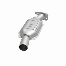 Load image into Gallery viewer, MagnaFlow Exhaust Products 93431 Standard Grade Direct-Fit Catalytic Converter for Select Buick Century, Buick Electra, Buick Estate Wagon, Buick LeSabre, Buick Regal, Buick Riviera, Cadillac DeVille, Cadillac Eldorado, Cadillac Fleetwood, Cadillac